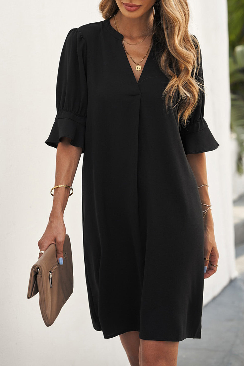 Black v neck clearance shift dress with sleeves