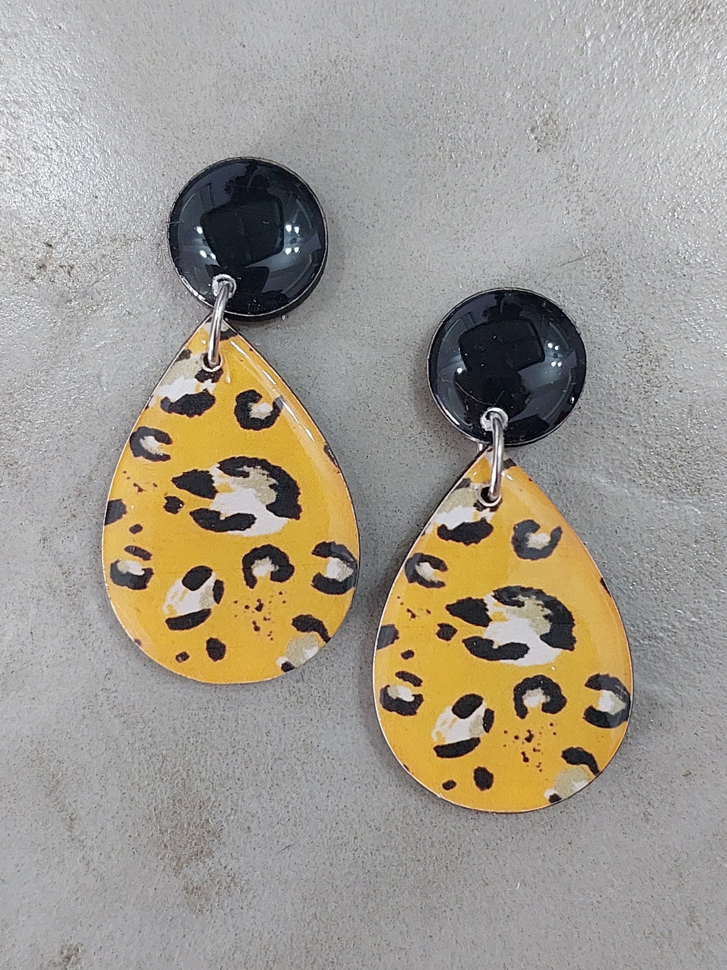 Yellow Leopard Teardrop with Black Stud Earring
